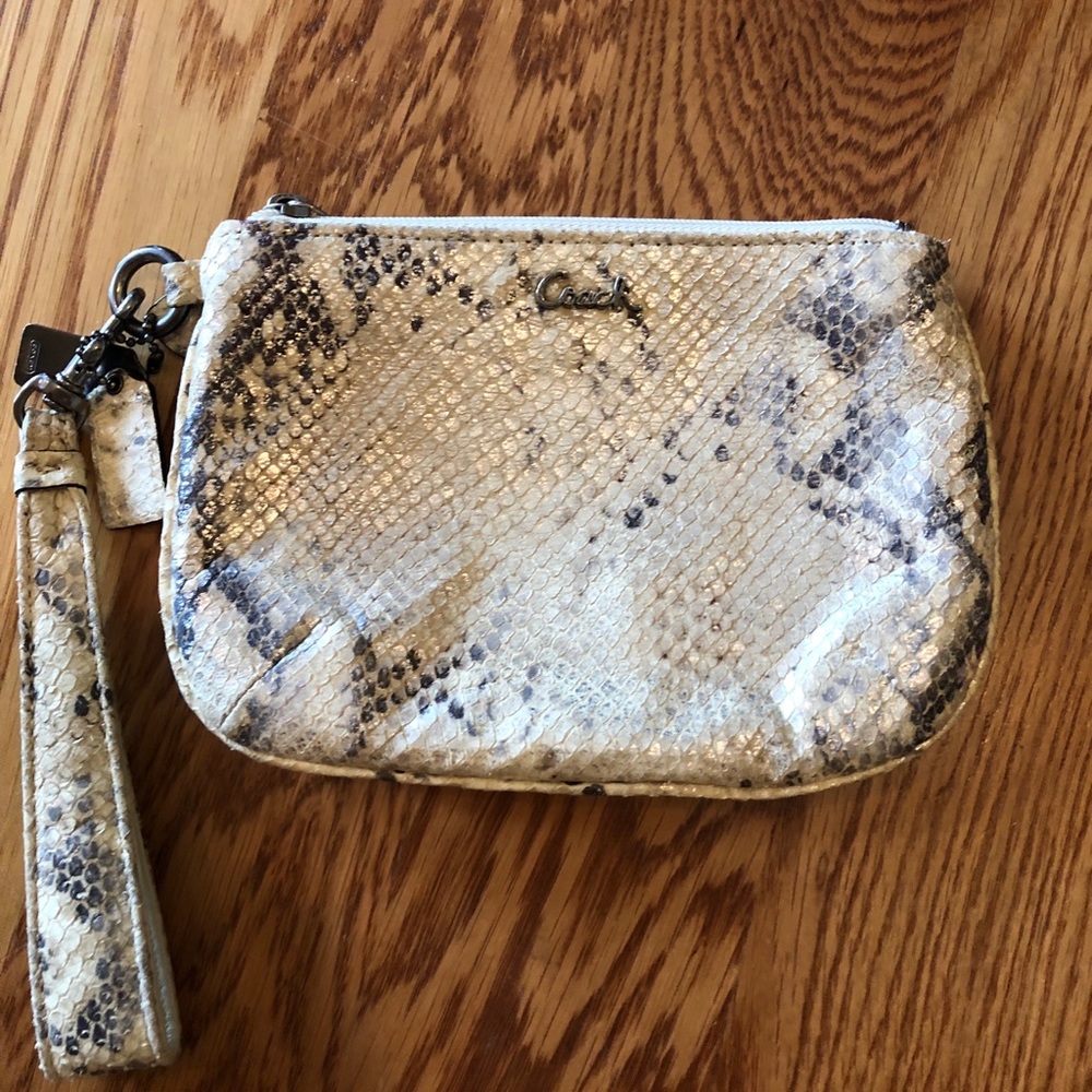 Authentic Coach Wristlet -snakeskin print